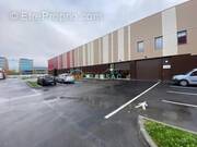 Commerce à GENNEVILLIERS