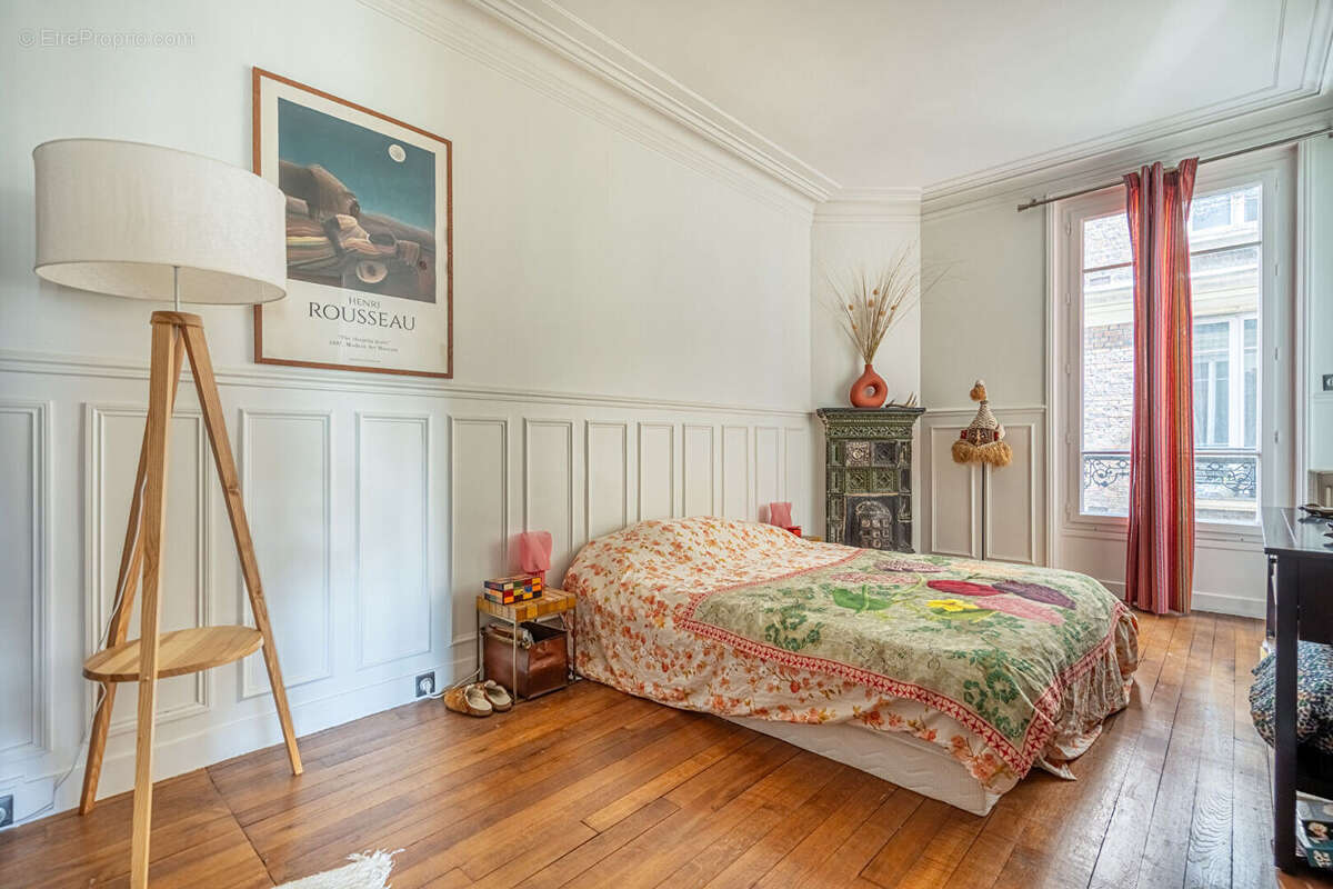 Appartement à PARIS-11E