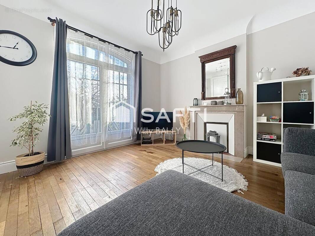 Photo 1 - Maison à MONTREUIL