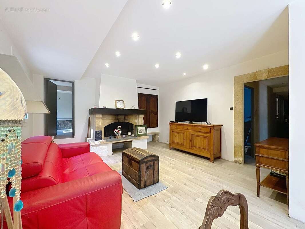 Maison à NANS-LES-PINS