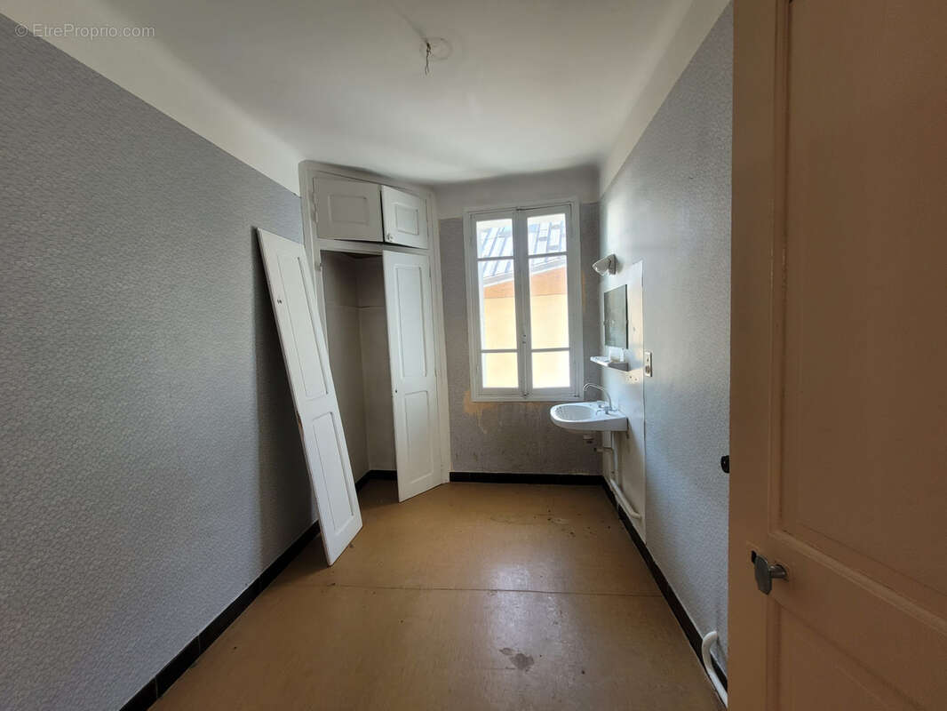 Sublime potentiel de rénovation pour cette maison de village mitoyenne - photo 13