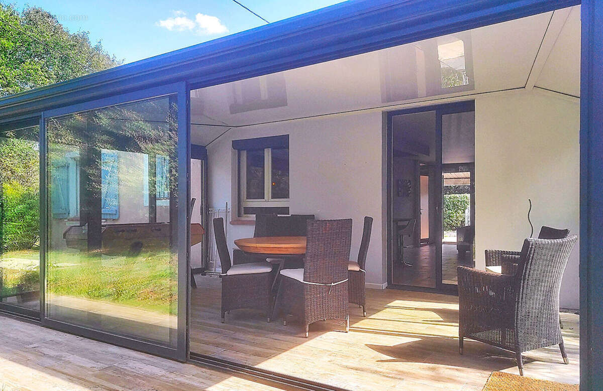 Maison à POURRIERES