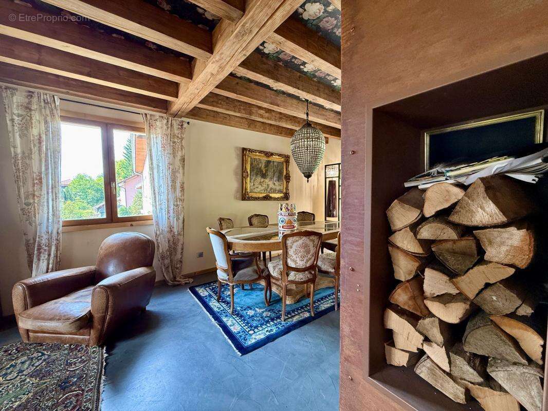 Maison à PONTARLIER