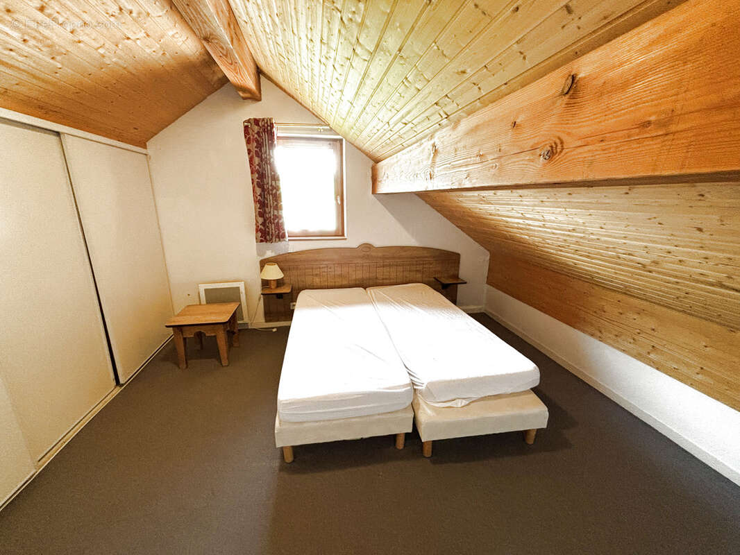 Appartement à SAINT-FRANCOIS-LONGCHAMP