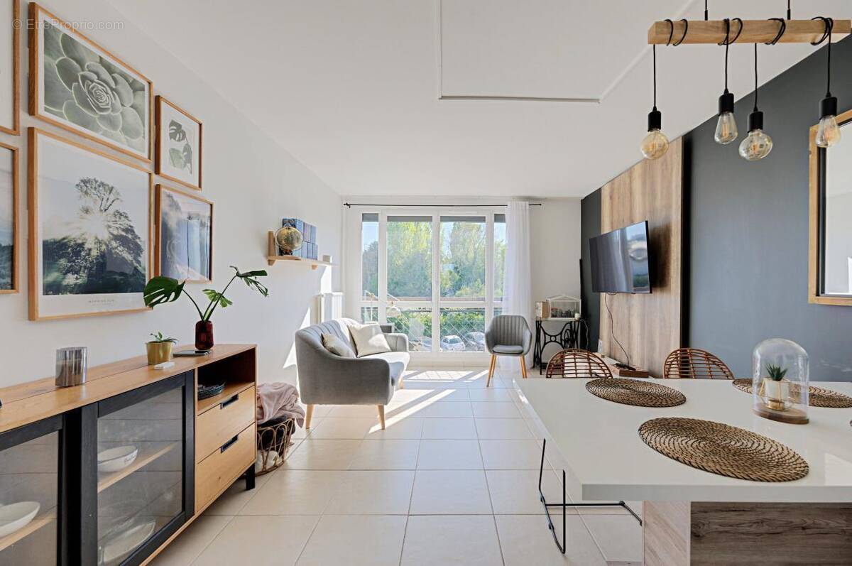 Appartement à NEUILLY-PLAISANCE