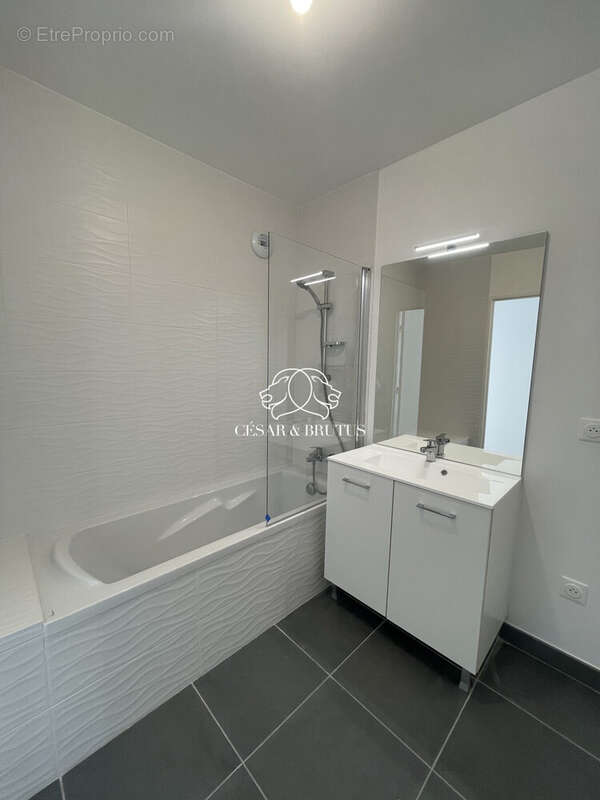 Appartement à CRAPONNE