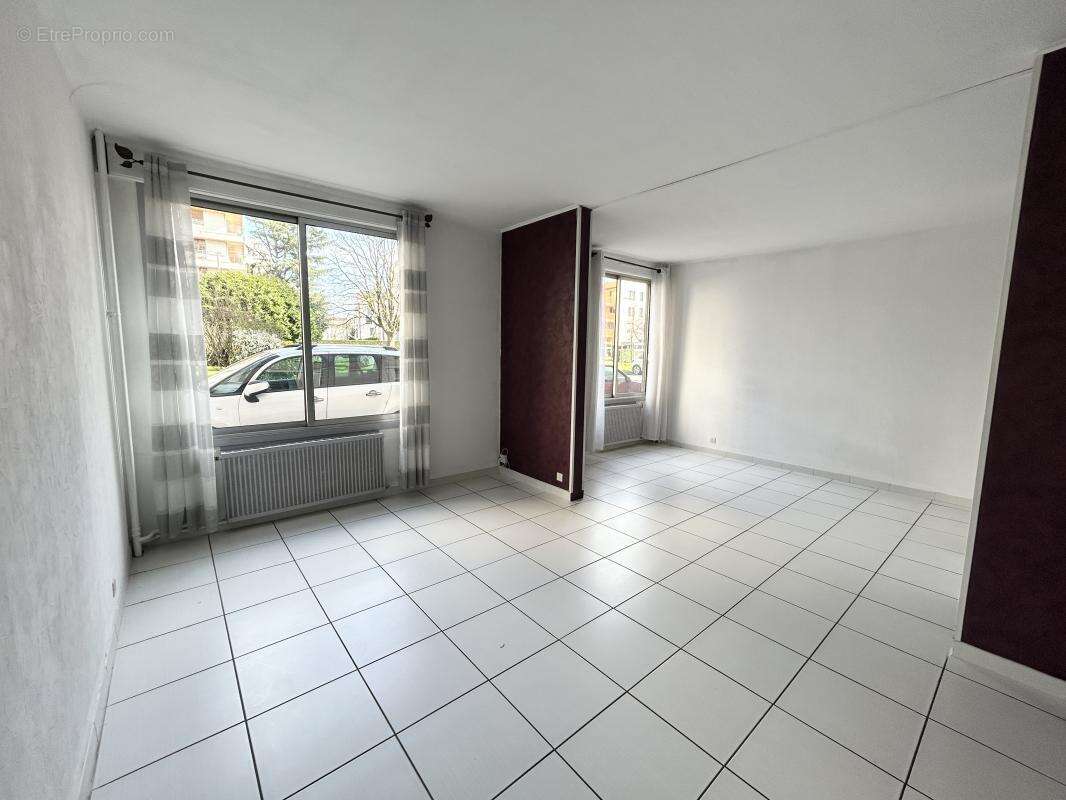 Appartement à LYON-4E
