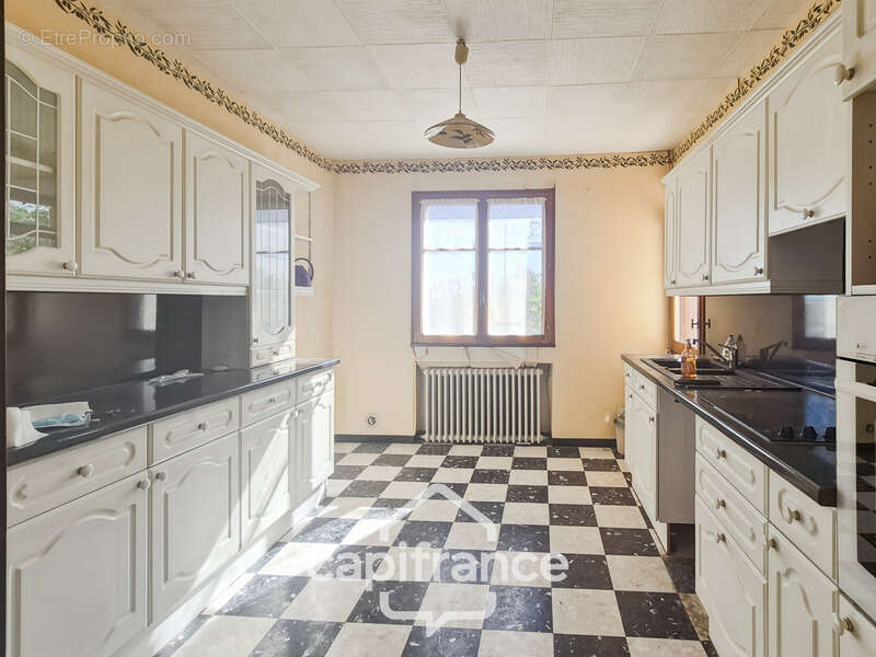 Maison à SAINT-GENIES-DE-COMOLAS