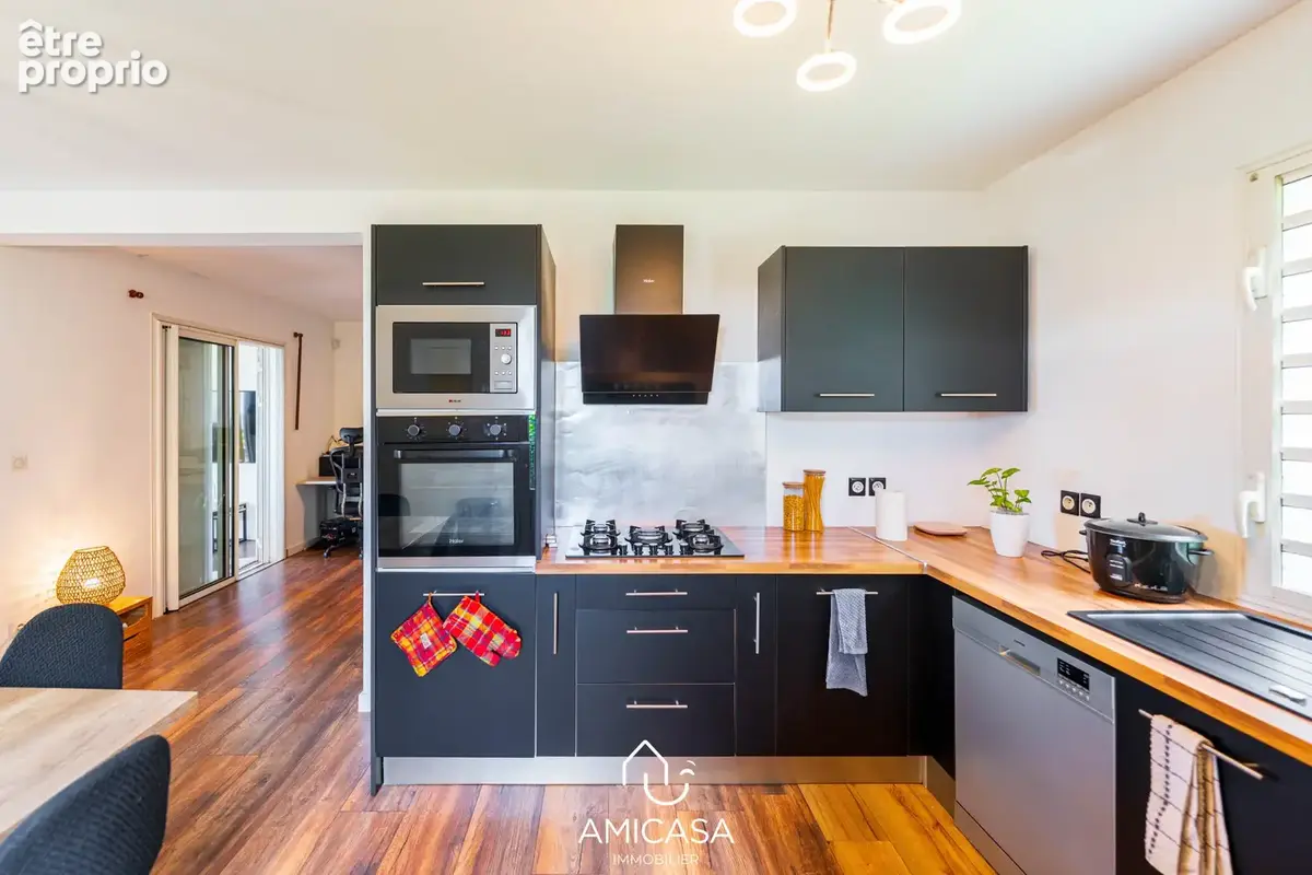 Exclusivite villa t5/6 a la possession (ravine à malheur) - photo 3