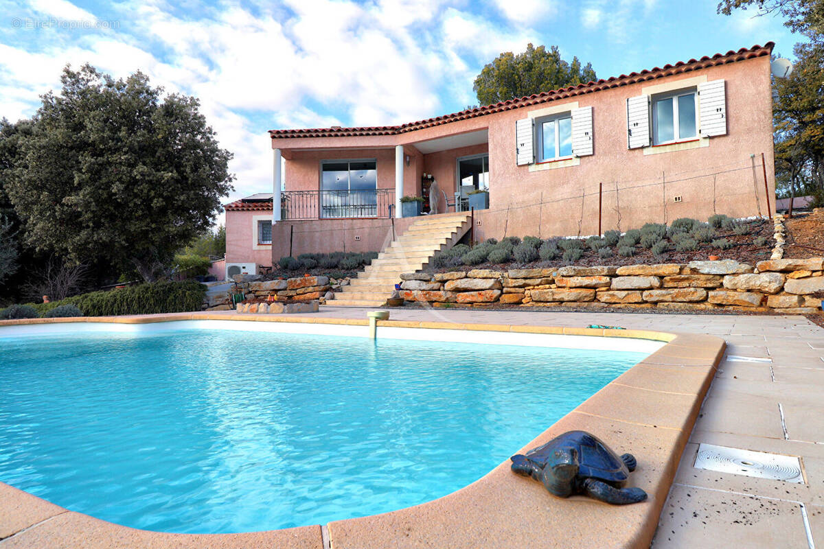 Maison à SAINT-JULIEN