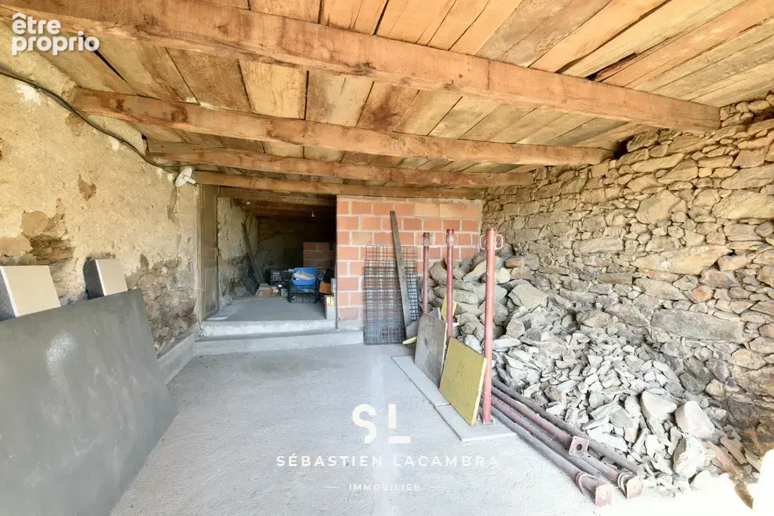 Jouqueviel   maison en pierre à rénover avec hangar et nombreuses dépendances - photo 33