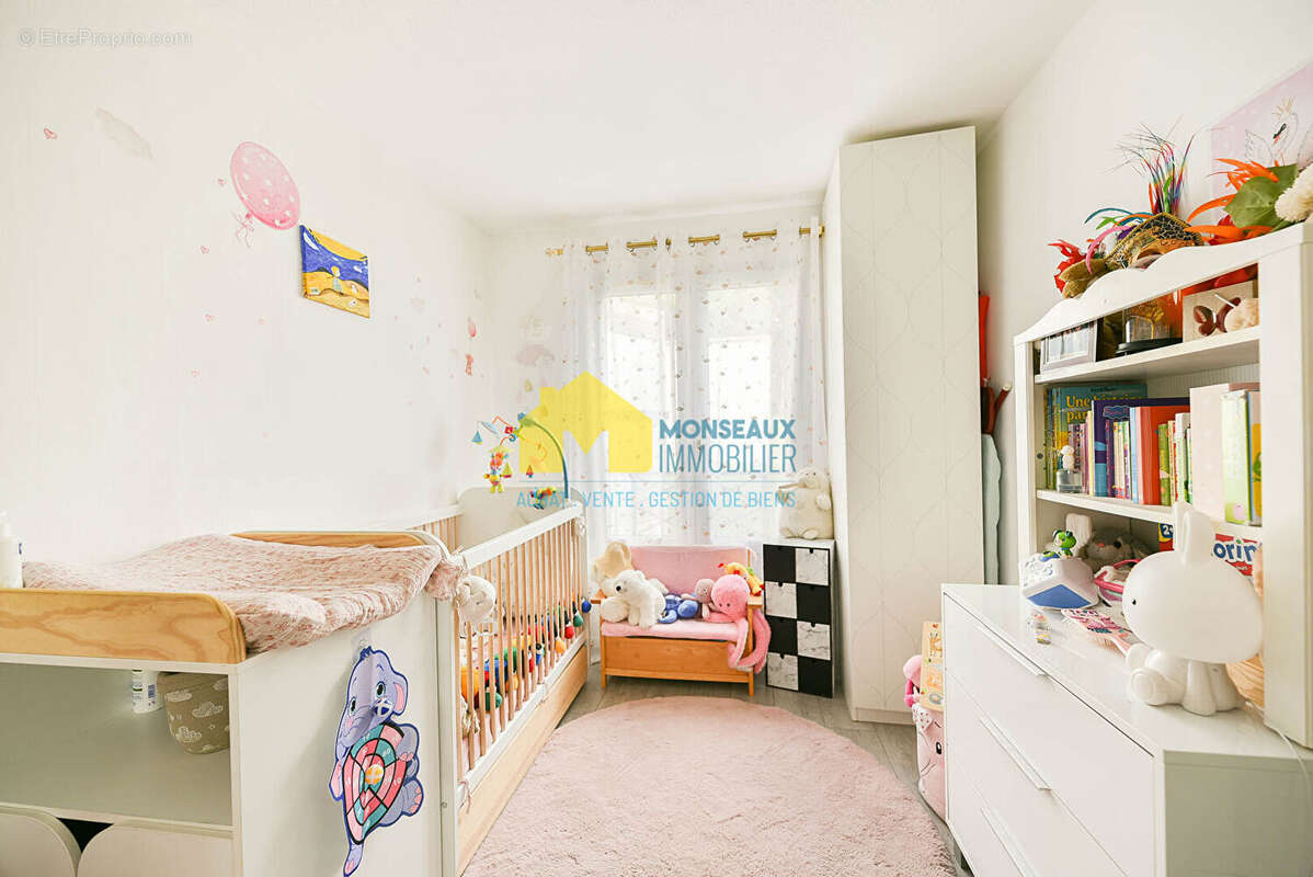 Appartement à CHILLY-MAZARIN