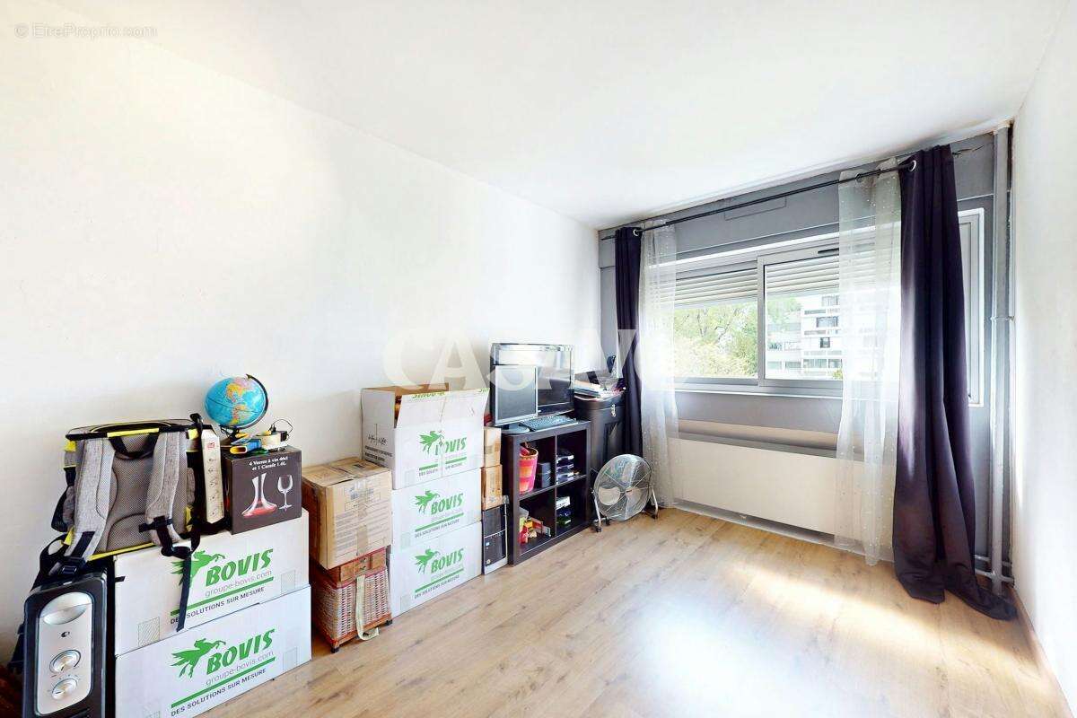 Vente Appartement 4 pièces de 105m² - 77100 Meaux - photo 5