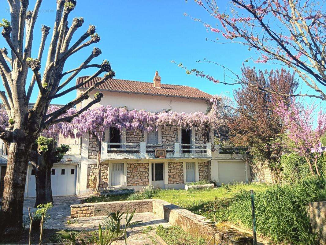 Maison à CAHORS