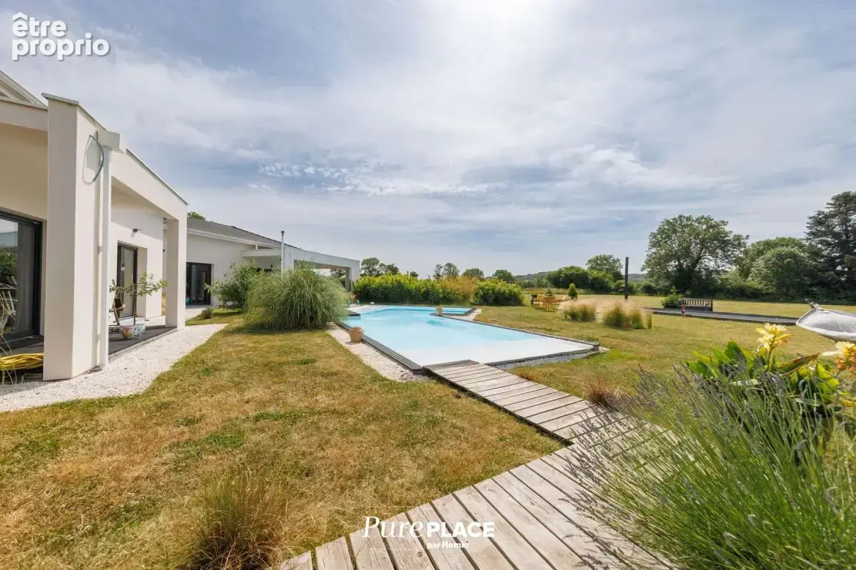 Villa d’architecte contemporaine avec piscine chauffée et vues sur le Puy de Dôme et le Sancy - photo 30