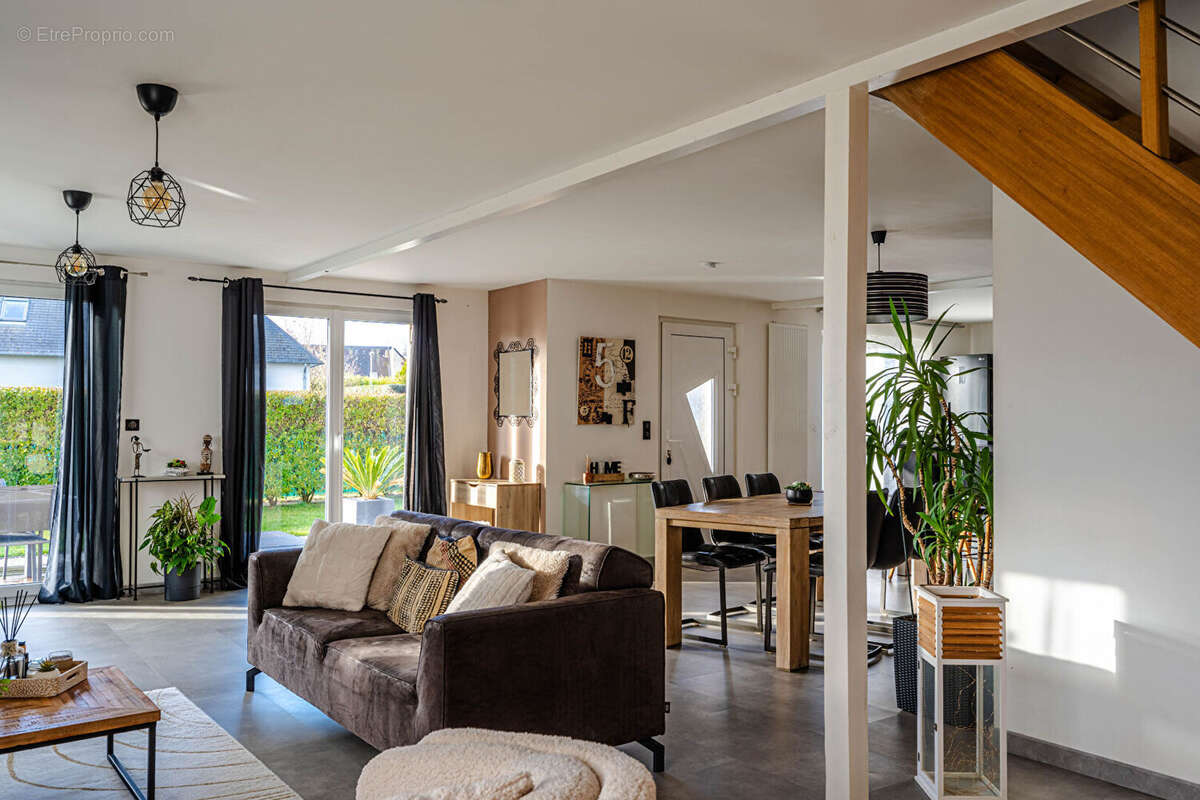 Maison 6 pièce(s) 153 m2 - photo 6