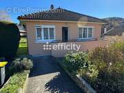 Maison à LA MONNERIE-LE-MONTEL