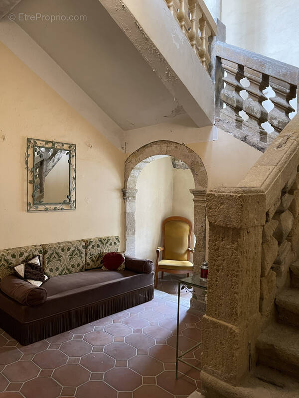 Appartement à PEYRUIS