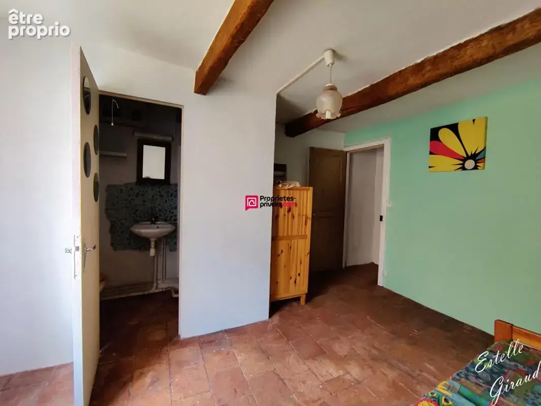 Maison en pierre - Petit prix - Idéal investissement ou pied-à-terre - photo 5