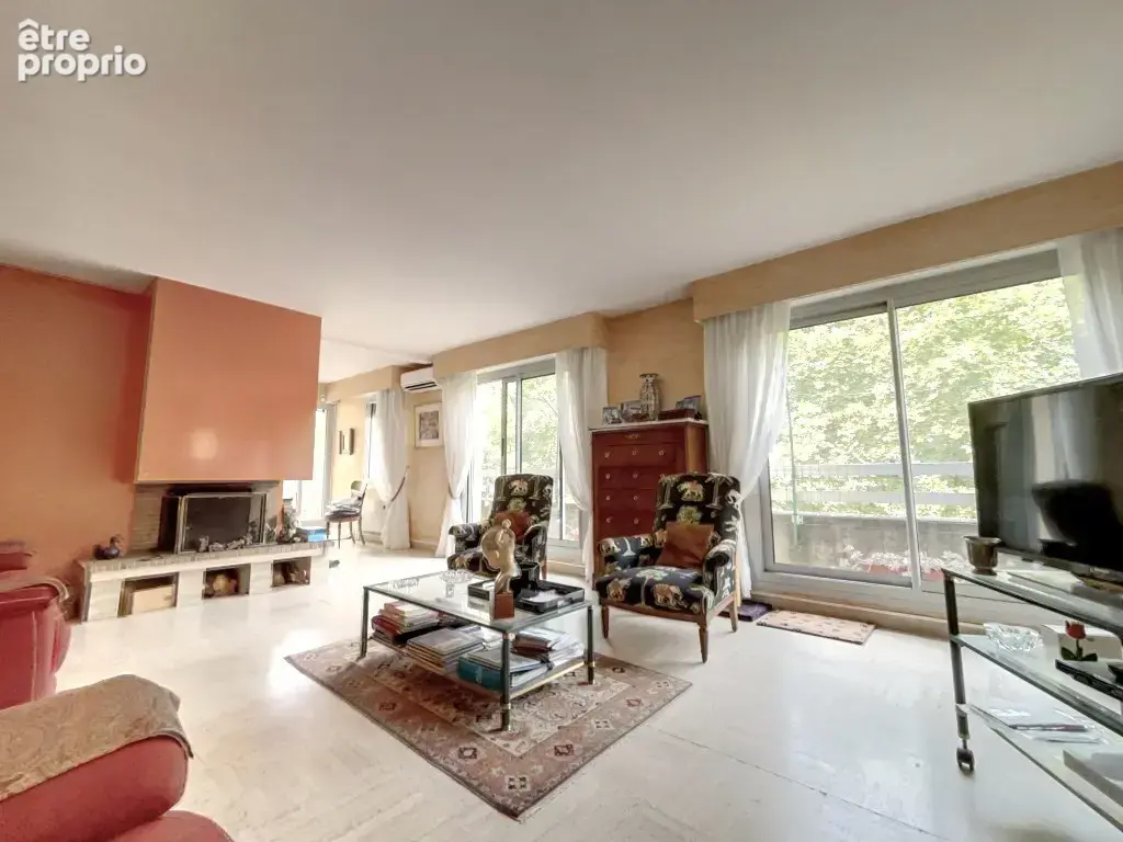 Toulouse all de barcelon appt t6 der etage terrasse garage pkg cellier - photo 1