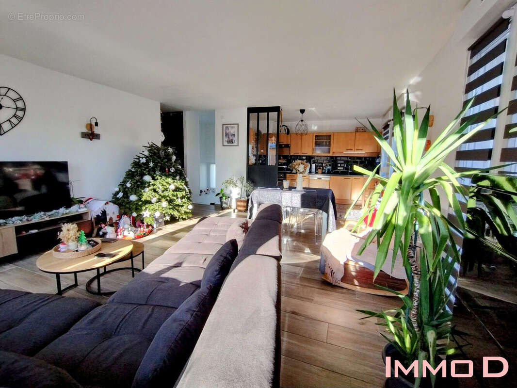 Maison à THAON-LES-VOSGES