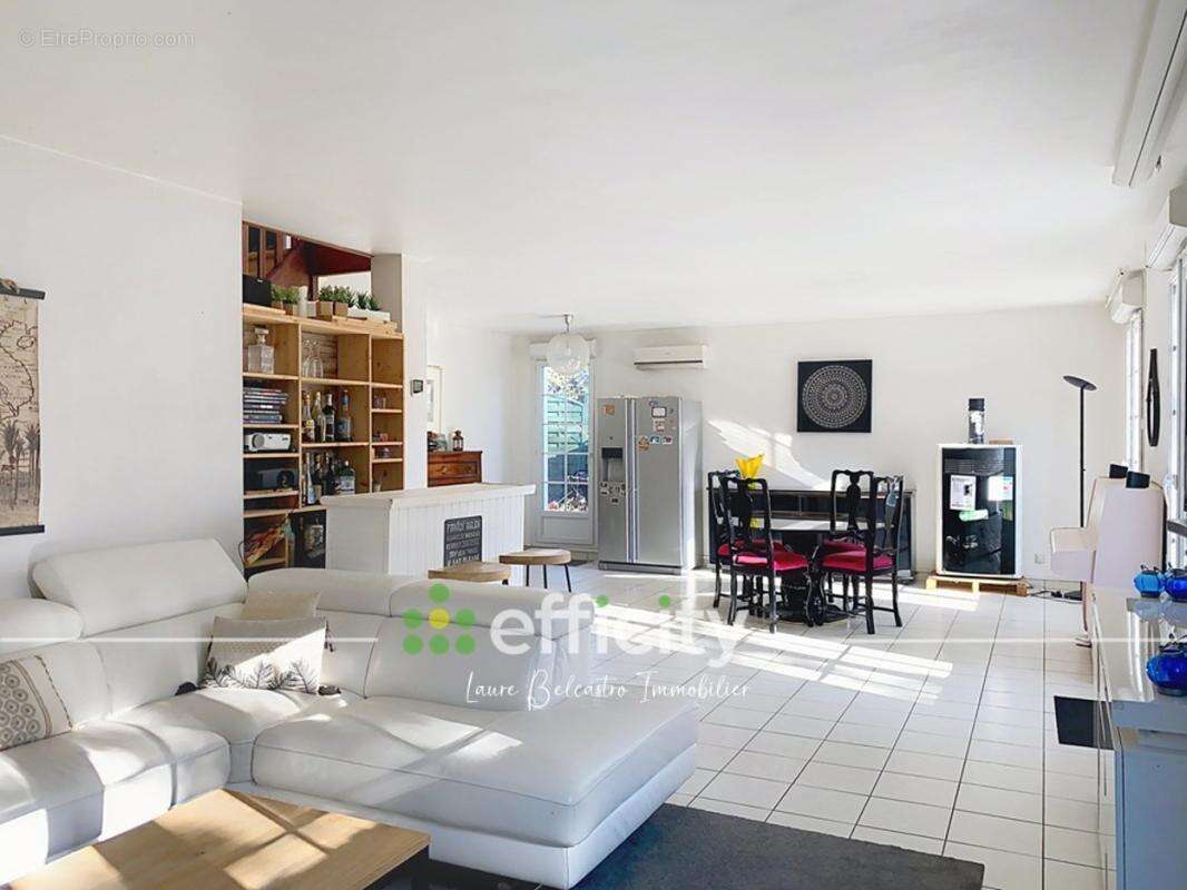 Maison 209 m² à Perigny  - photo 2