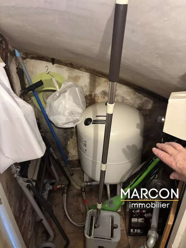 Maison à SAINT-GEORGES-LES-LANDES