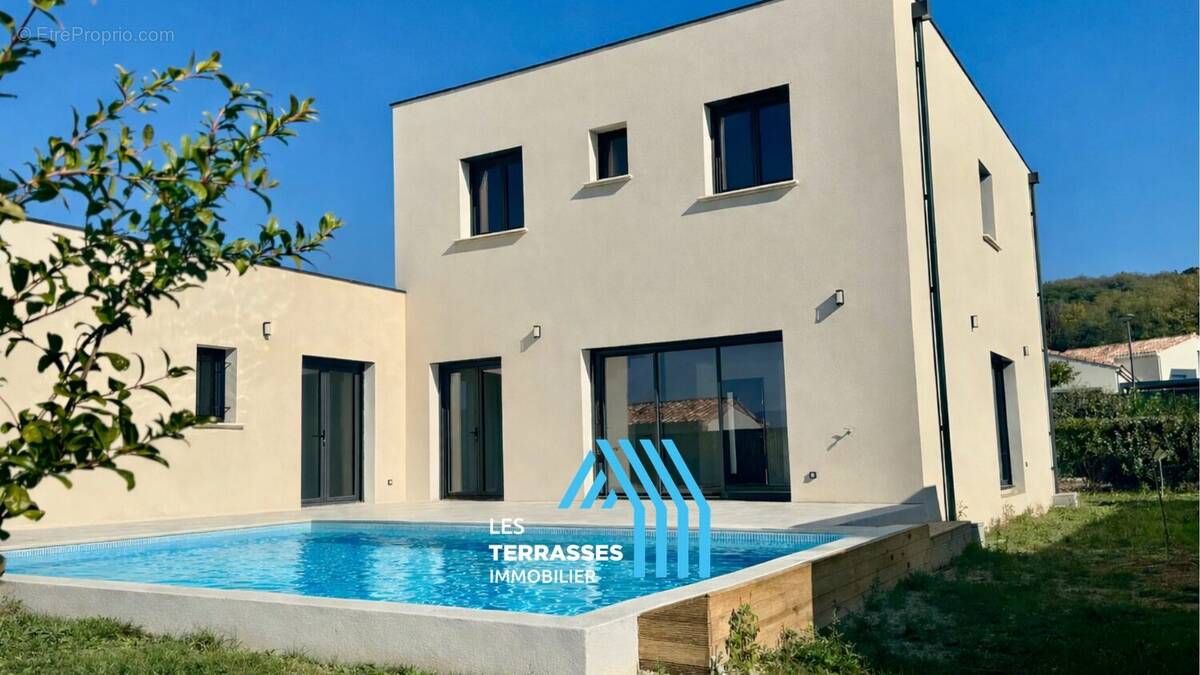 Maison à MONTELIMAR
