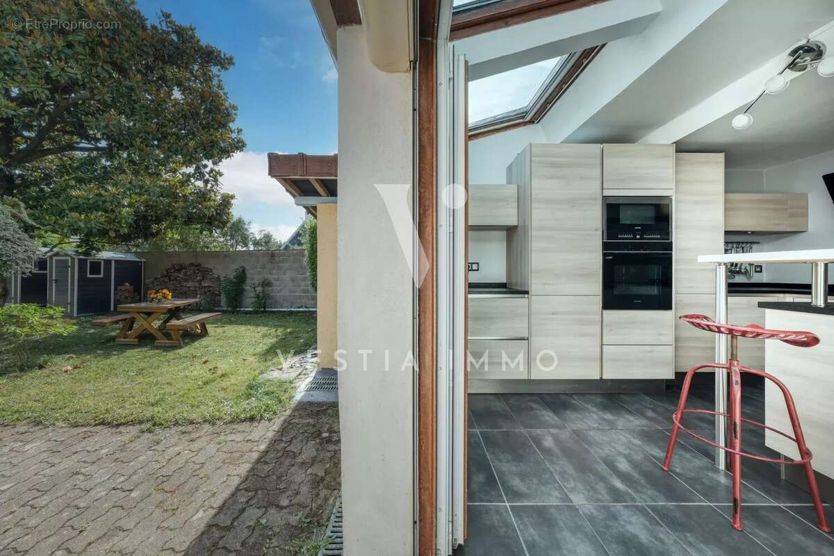 Maison à LEUVILLE-SUR-ORGE