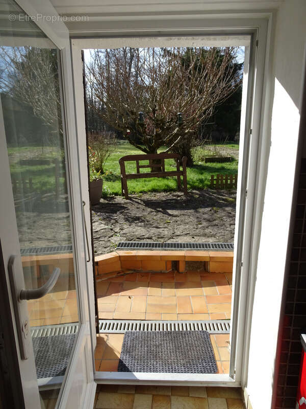 Maison à MONTIGNY-SUR-AUBE