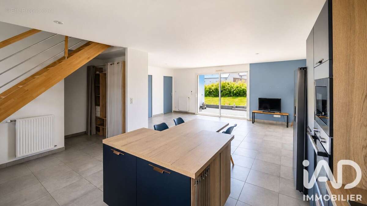 Maison 105 m² à Trange  - photo 2