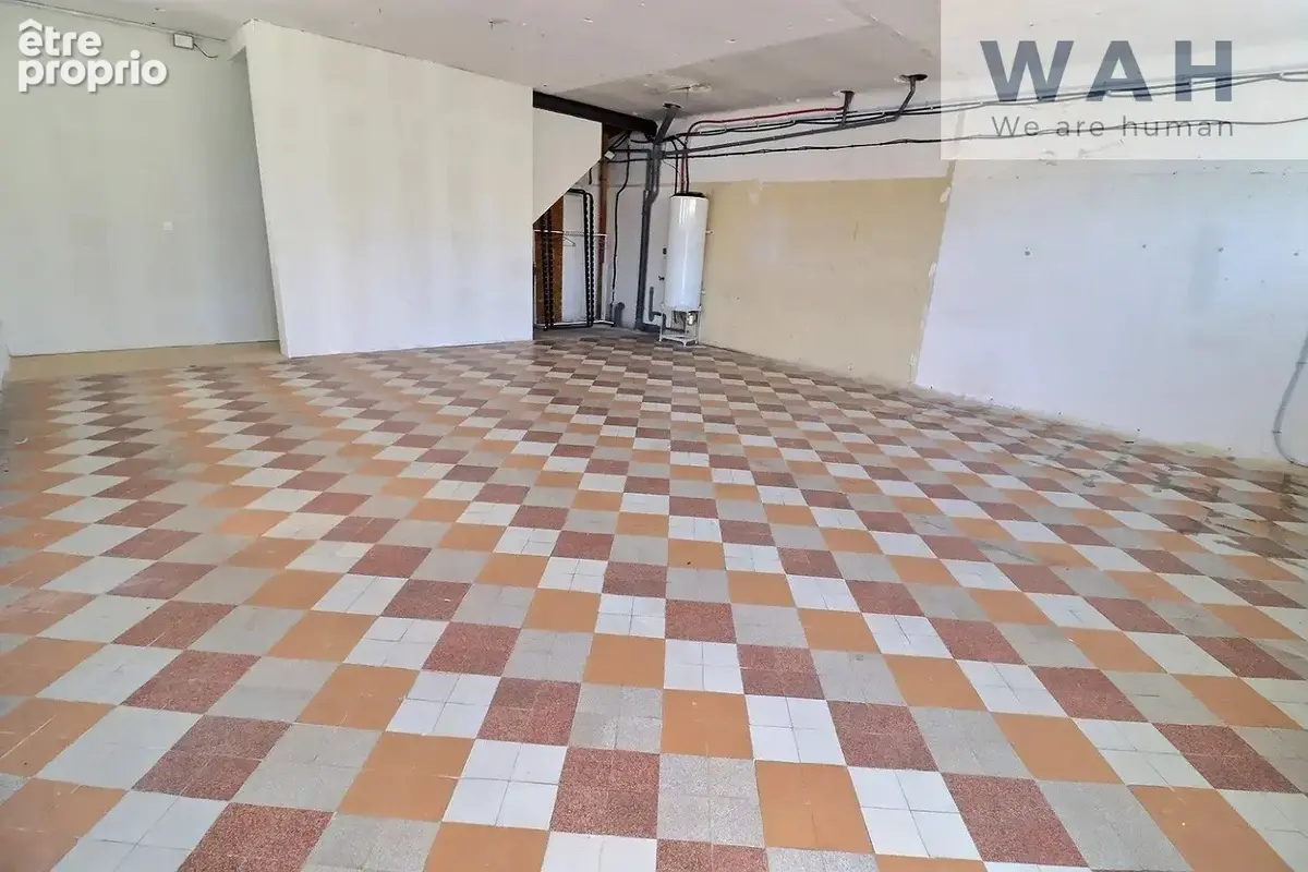 Vente maison de ville 3 pieces + local commercial  34230 pau - photo 8