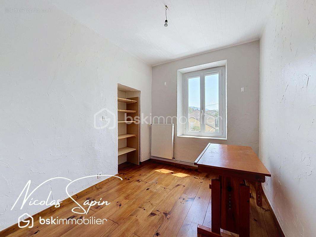 Maison à VARCES-ALLIERES-ET-RISSET