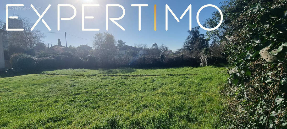 Terrain à POITIERS