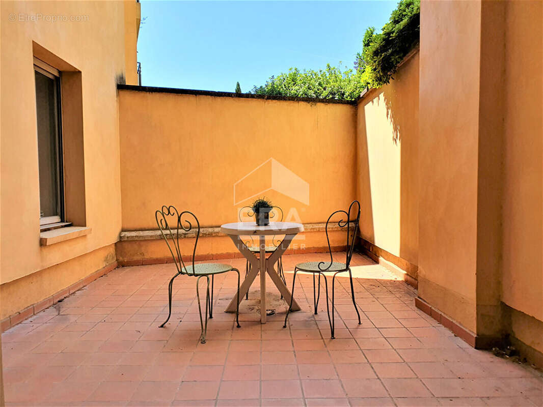 Autre à AIX-EN-PROVENCE