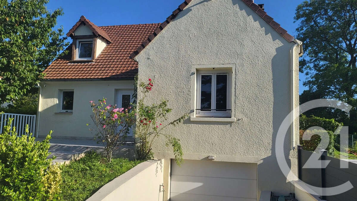 Maison à THORIGNY-SUR-MARNE