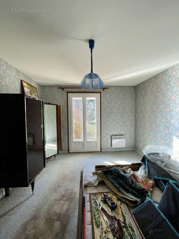 Maison à MONETEAU
