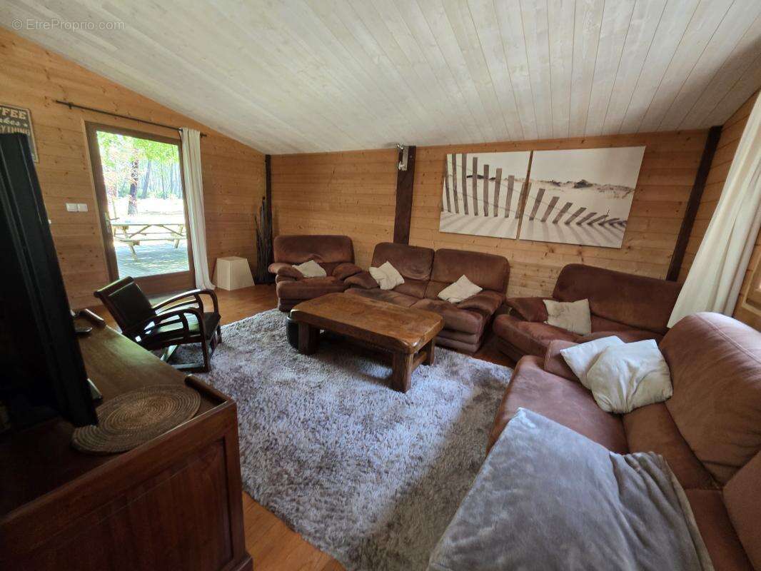 Maison 630 m² à Biscarrosse  - photo 17