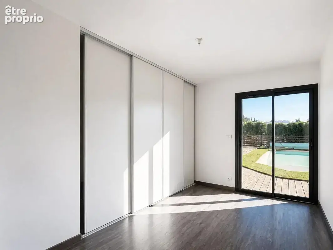 Maison de 8 pièces de 244 m² à Montauban - photo 11
