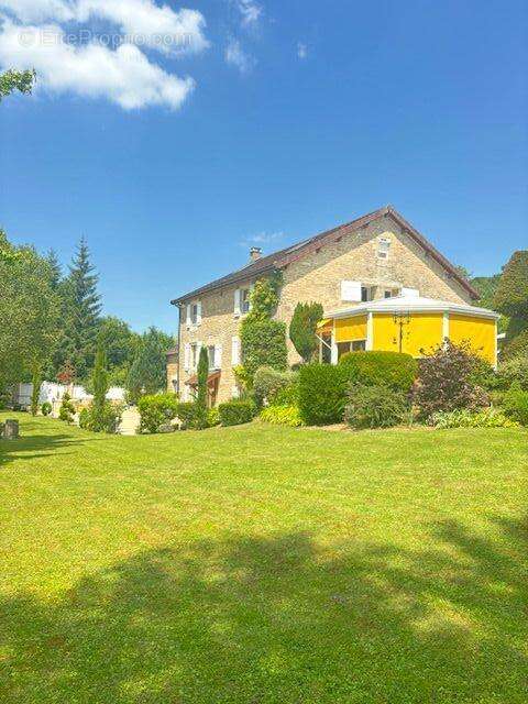 Maison Champagne Ardenne 6 pièce(s) 400 m2 - photo 6