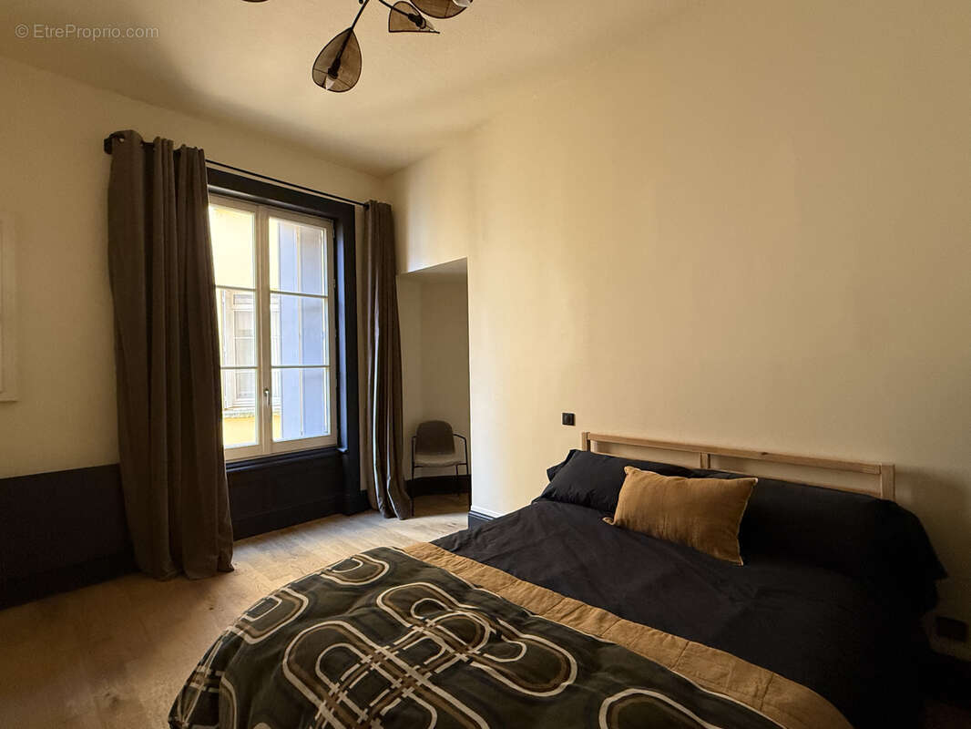 Appartement à SAINT-ETIENNE