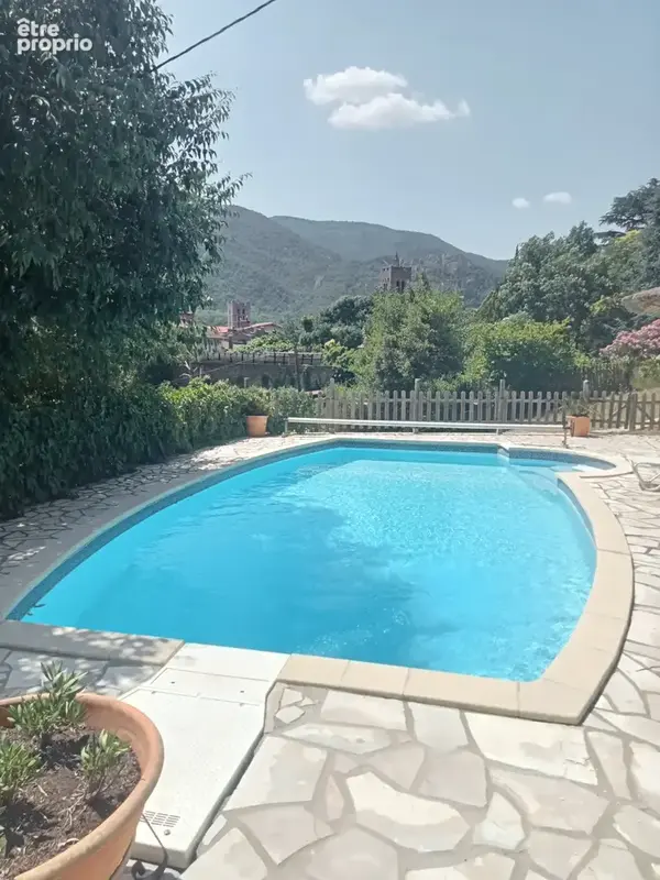 Joyau rare dans le sud de la France : maison avec appartement séparé, piscine chauffée et vaste terrain - photo 17