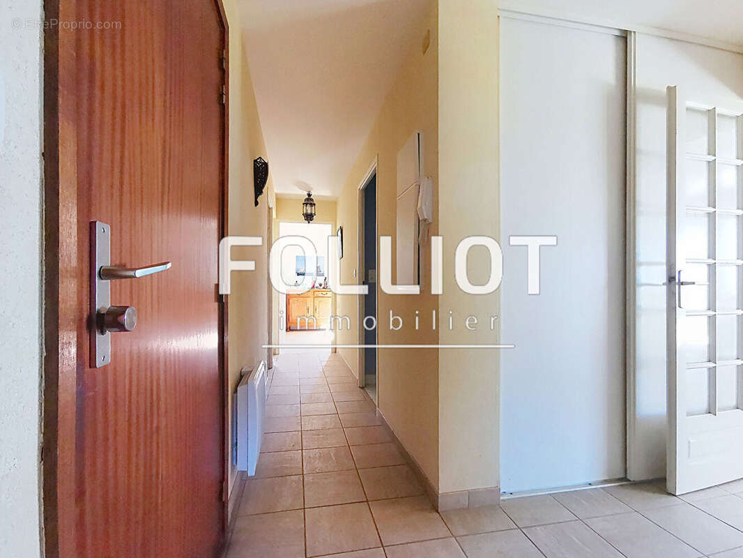A vendre appartement de plain pied en front de mer Jullouville - photo 12