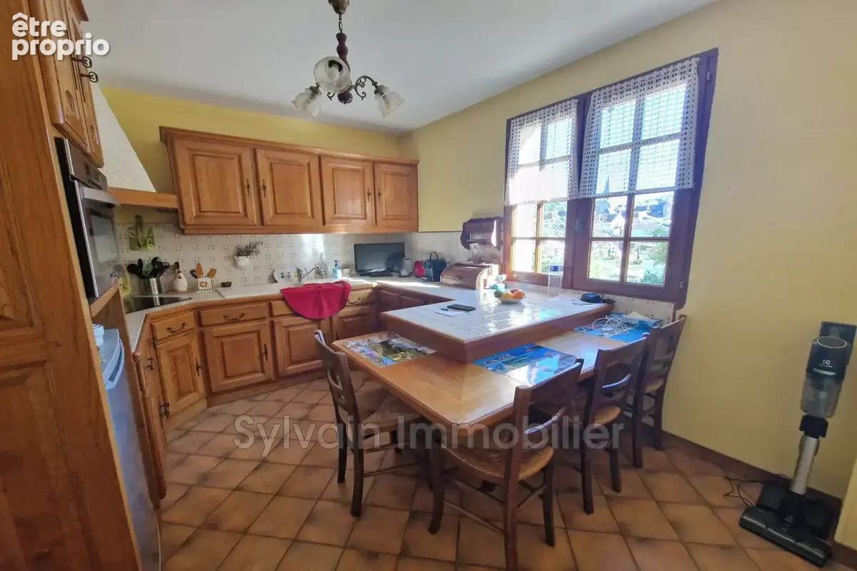 Maison 7 pièces 138 m² à vendre à Lachapelle-Aux-Pots (60650) - photo 5