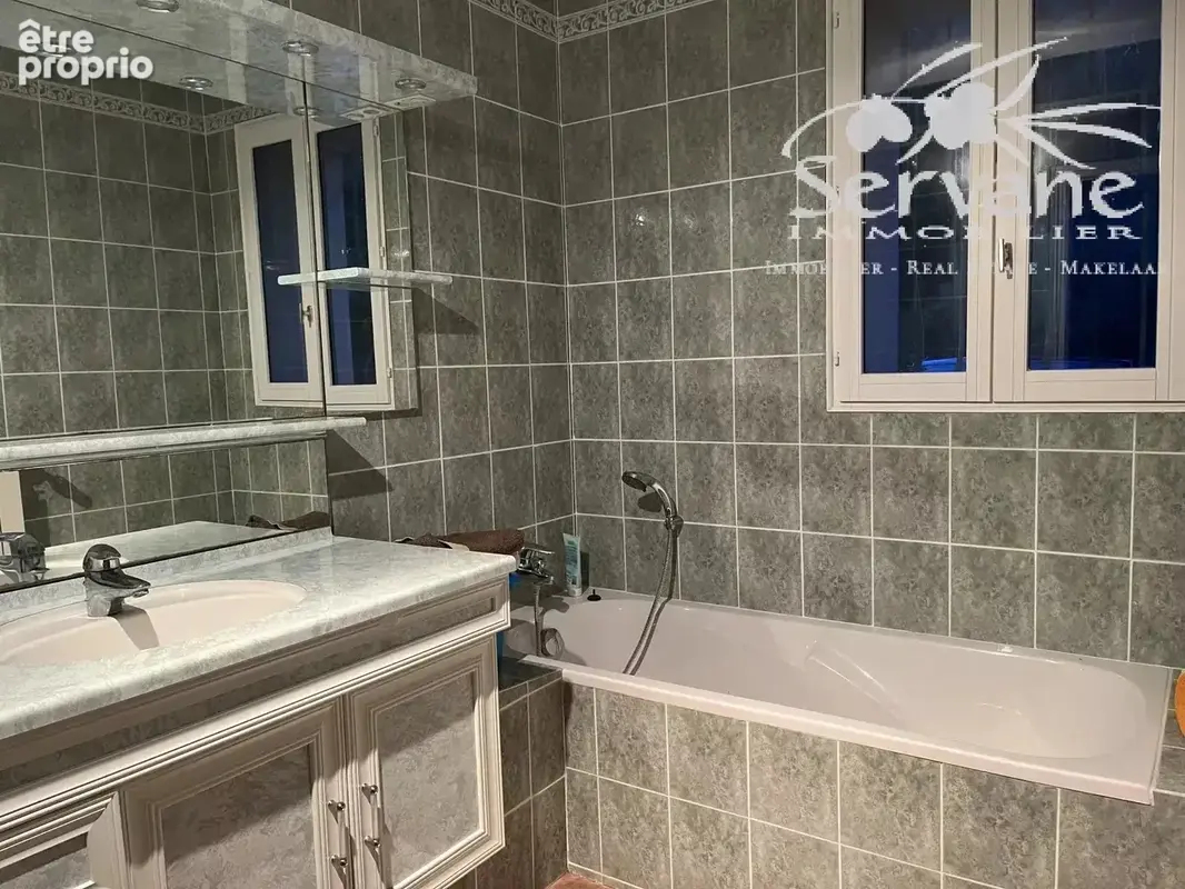 Superbe vue pour ce mas renove avec piscine - photo 12