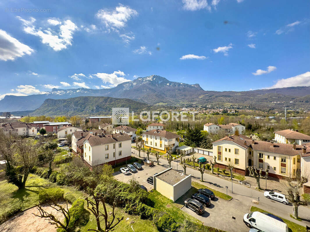 Appartement à ECHIROLLES