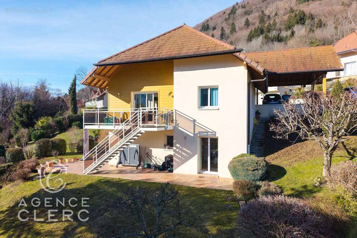 Maison à MENTHON-SAINT-BERNARD