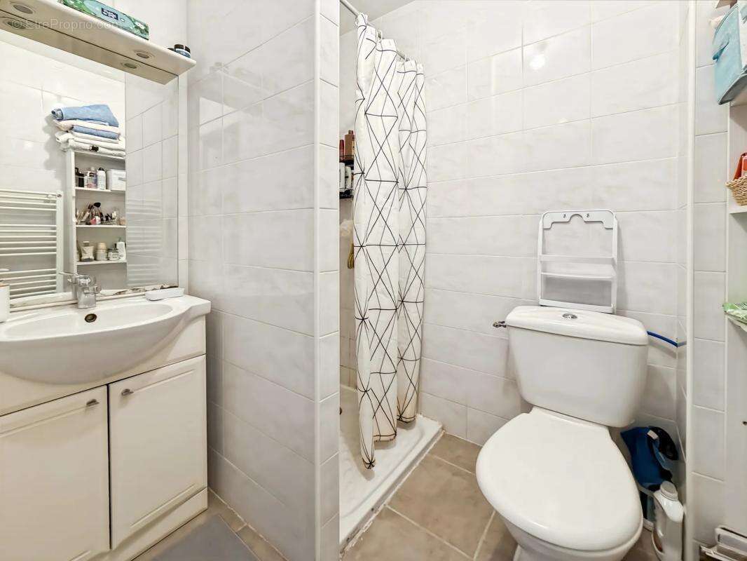 Maison à SAINT-CLAIR-DE-LA-TOUR