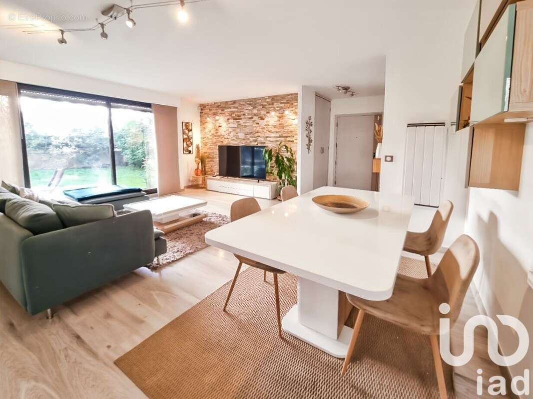 Photo 5 - Appartement à LE PERREUX-SUR-MARNE