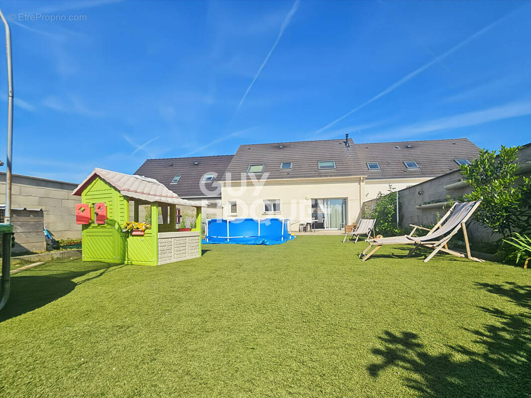 Maison à TOURNAN-EN-BRIE